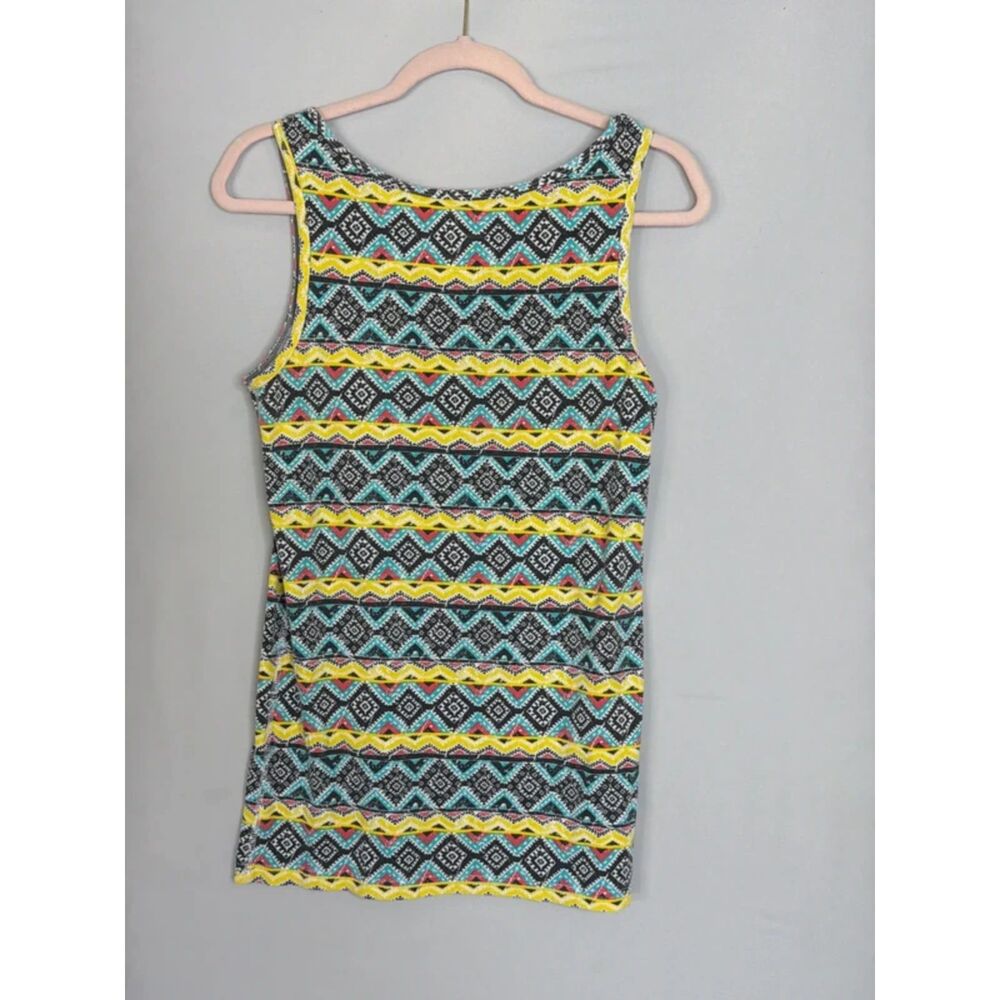 Time and Tru aztec print tank top, multicolor geometric, size XL (16-18)